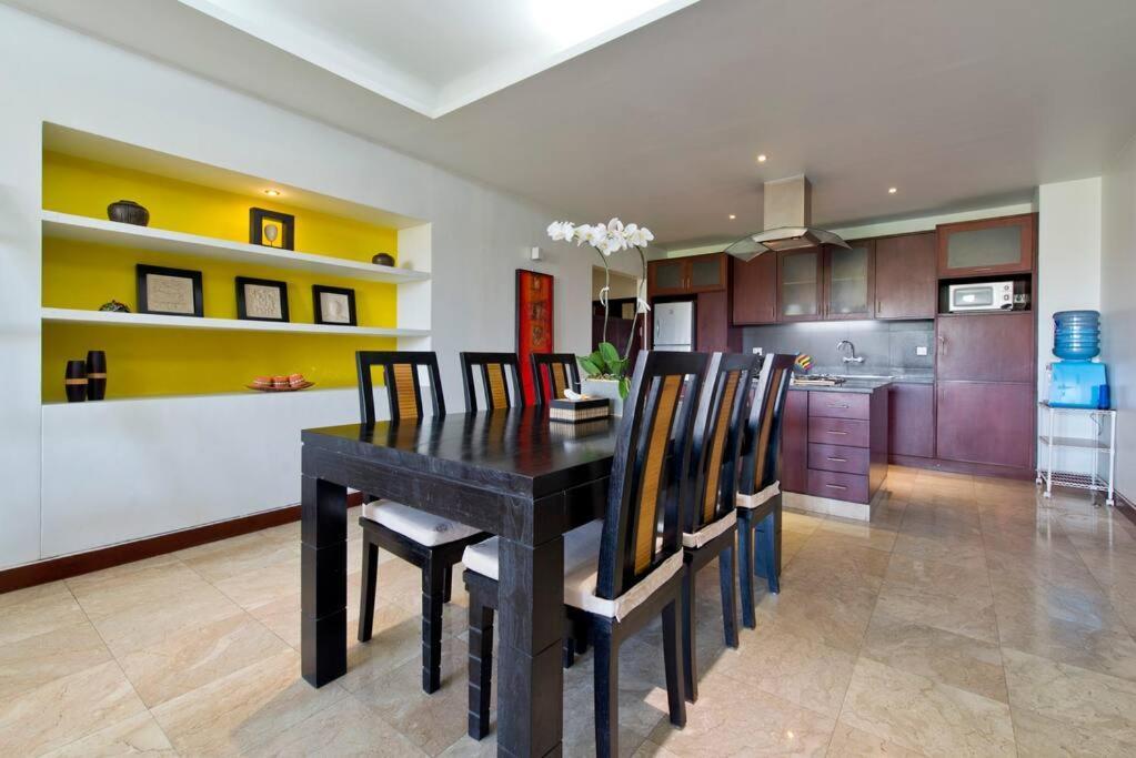 Quiet 2bd 2 Bath And Walk To Eat St * Seminyak (Bali)