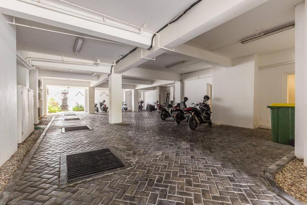 Quiet 2bd 2 Bath And Walk To Eat St Apartemen *