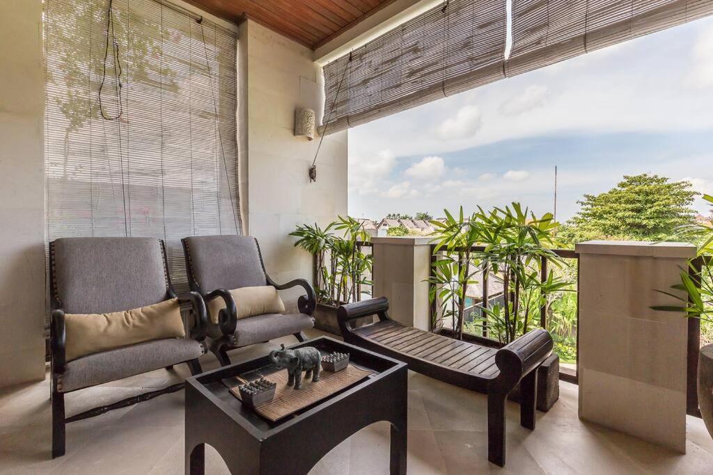 Quiet 2bd 2 Bath And Walk To Eat St Apartemen Seminyak (Bali)
